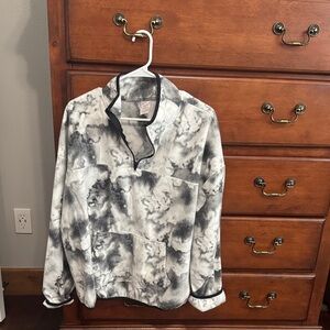 No Boundaries Black and White Tie-Dye Pullover